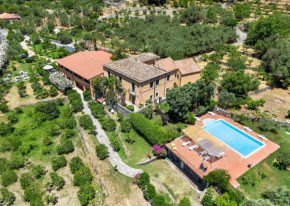 Donna Lucia 1890 Countryhouse, Motta Camastra